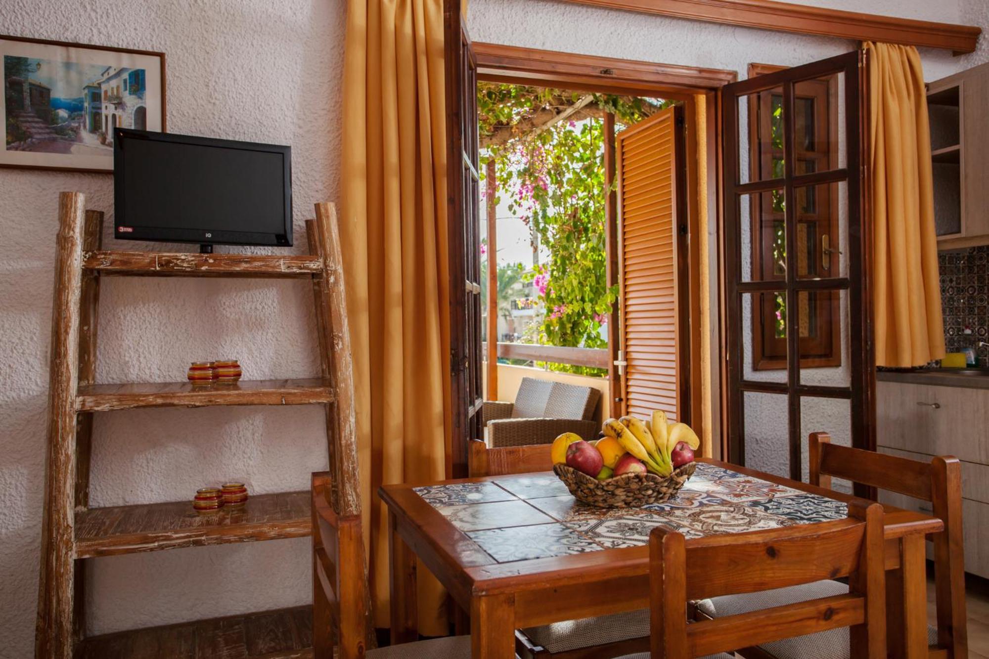 Apartment Ilias *