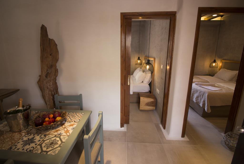 Ilias Apartment *