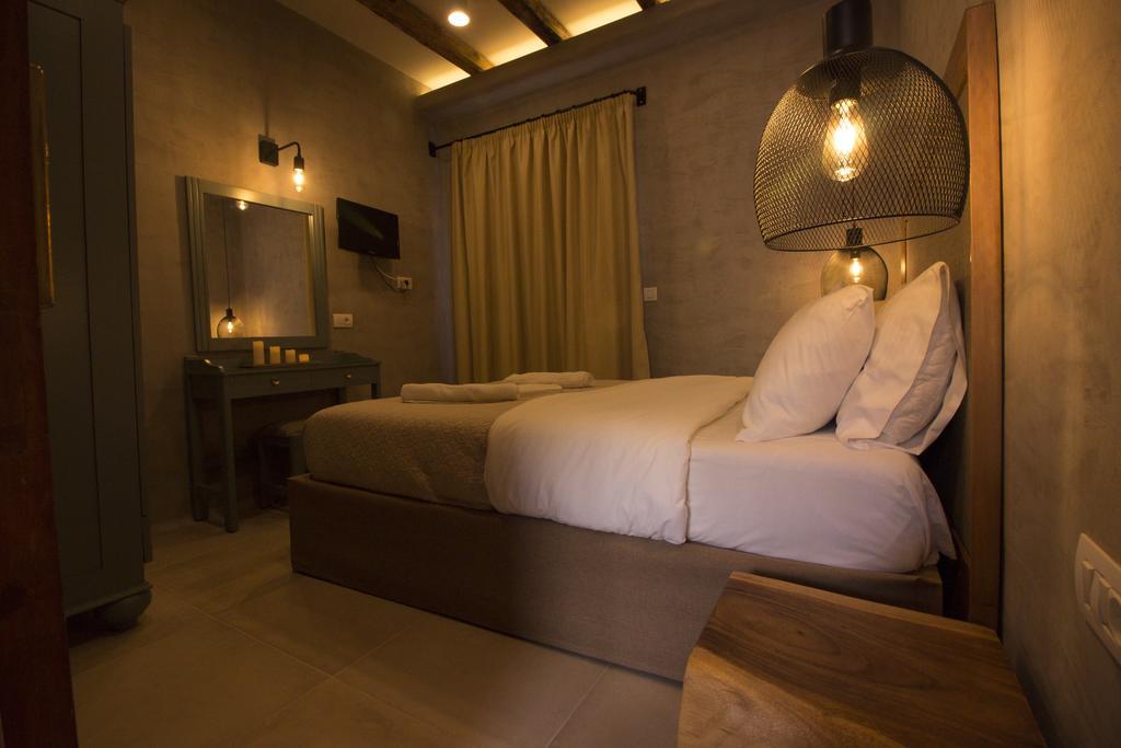 Ilias Apartment *